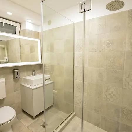 Twin I - One Bedroom - 4 Guests - Cismigiu Gardens Apartamento